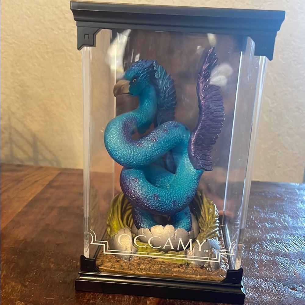 Blue and Purple Serpentine Accent Decor